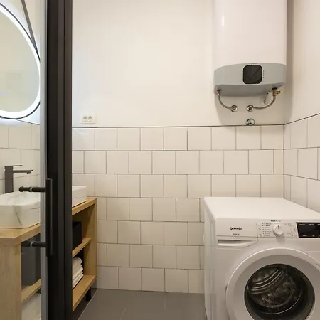 Apartment Center