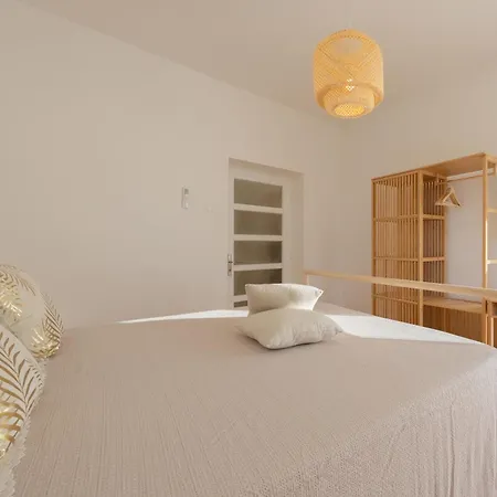Apartment Center